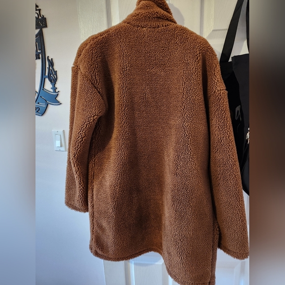 Reitmans S/M Teddy Bear Jacket - Picture 3 of 3